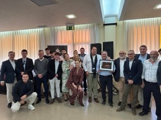 485037777_1073673834799862_5345594